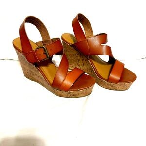 Women's Tan Wedge Sandals